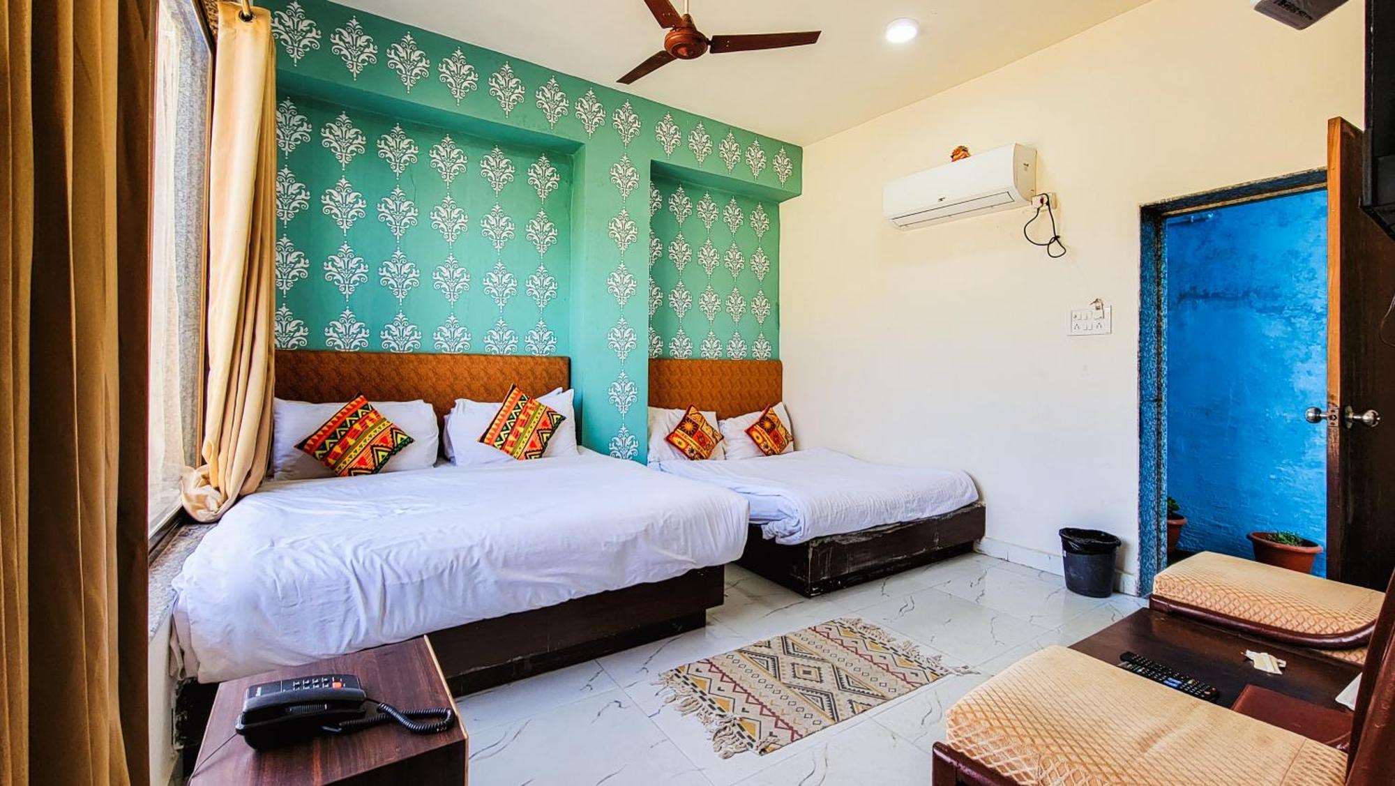 Rudraksha Inn Mount Âbû Extérieur photo