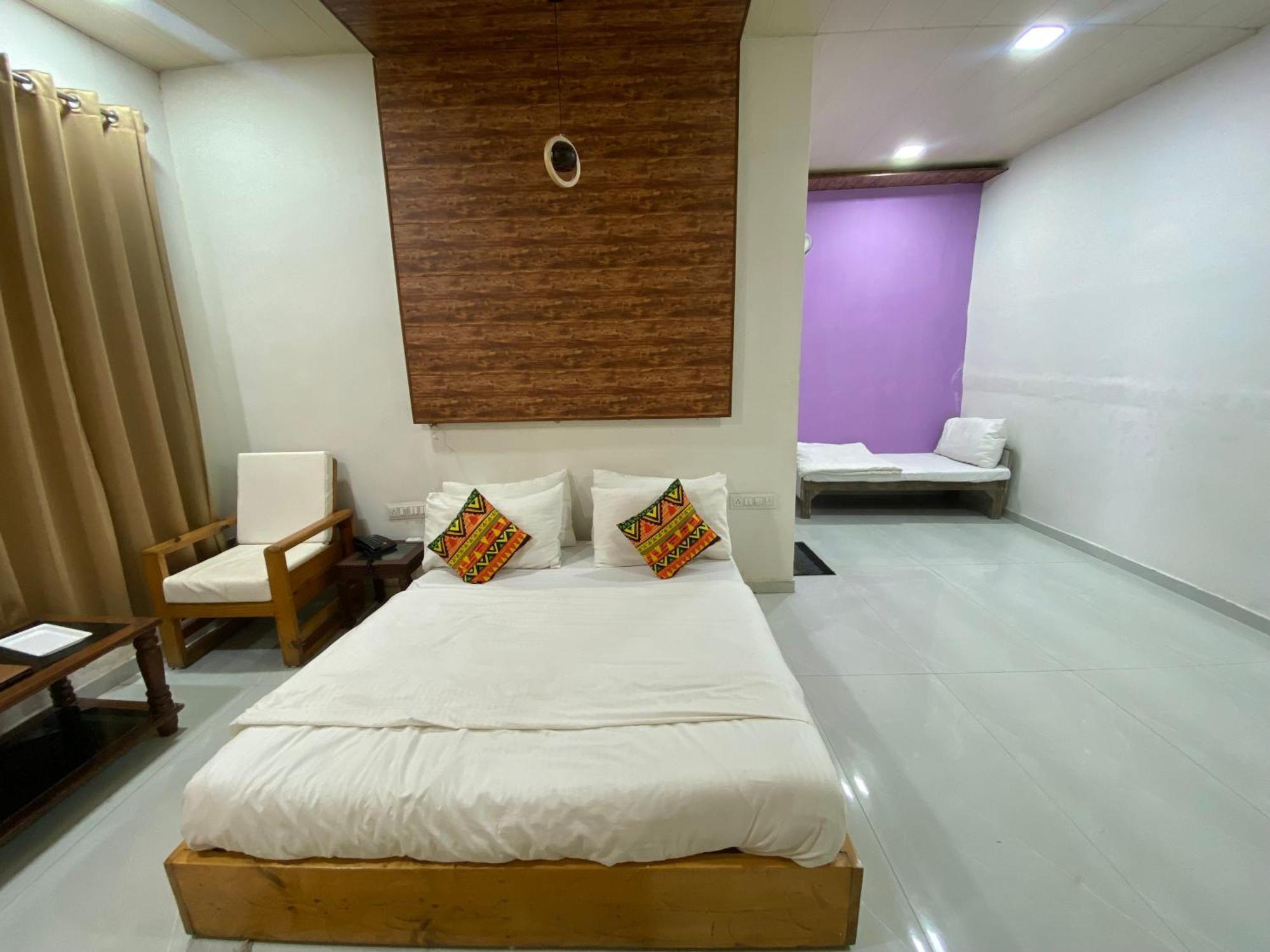 Rudraksha Inn Mount Âbû Extérieur photo